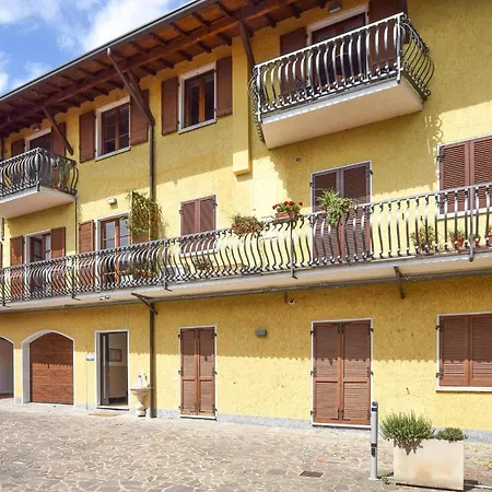 Appartamento Awesome In Manerba del Garda